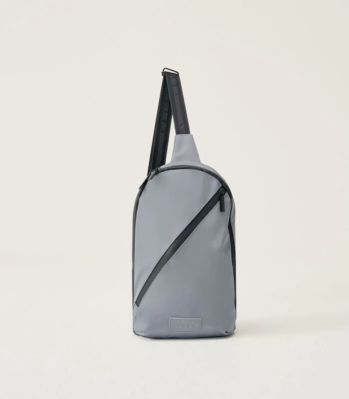 Born Living Yoga Sportstaske Stow 1 Born Living Yoga Sportstaske Stow