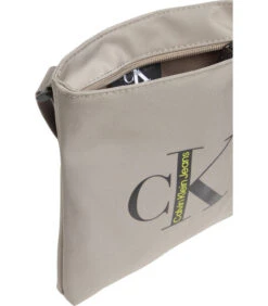 Calvin Klein Sport Essentials Crossbodytas Taupe K50K509829A03 5 Calvin Klein Sport Essentials Crossbodytas Taupe K50K509829A03 -Hexagona winkel 186ede19b0c8418581f7eb4f04601092