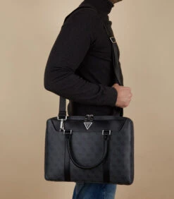 Guess Vezzola Aktetas Zwart HMEVZL-P3138-BLA 7 Guess Vezzola Aktetas Zwart HMEVZL-P3138-BLA -Hexagona winkel 269d22a2bb264930928a69d141f74be3