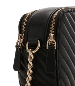 Guess Noelle Crossbodytas Zwart HWQG78-79140-BLA 8 Guess Noelle Crossbodytas Zwart HWQG78-79140-BLA -Hexagona winkel 291f10be0d414285acf493b7d6320605