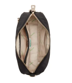 Guess Crossbodytas Zwart HWEYG8-39515-BLA 7 Guess Crossbodytas Zwart HWEYG8-39515-BLA -Hexagona winkel 396847c0ac6b480c8dff75fa191b0469