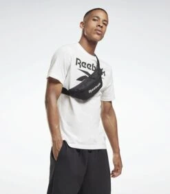 Reebok Fanny Pack Act Core LL 7 Reebok Fanny Pack Act Core LL -Hexagona winkel 474e210b90b94a31b3e69269982bc34d