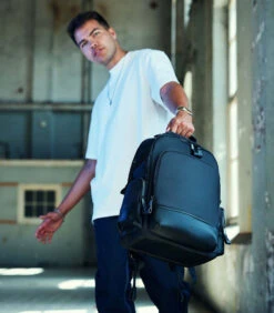 Northern Hampstead Rugzak Zwart SL240012 8 Northern Hampstead Rugzak Zwart SL240012 -Hexagona winkel 4e58a66184934aa5aa00cfe402141101