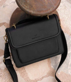 Essential Bag Crossbodytas Zwart VH22021 9 Essential Bag Crossbodytas Zwart VH22021 -Hexagona winkel 53b0943e7ea84c3abf2be4e2e944fab1