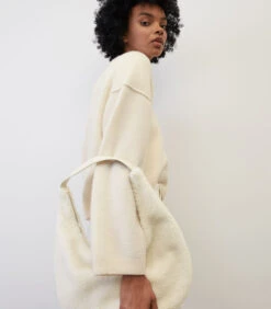 Marc O'Polo Teddy Hobo Bag 8 Marc O'Polo Teddy Hobo Bag -Hexagona winkel 640740b8aa074ea6b431bcd93b47c93d