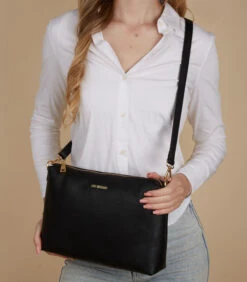 LOVE MOSCHINO Handtas Zwart JC4137PP1GLW0000 -Hexagona winkel 71a5374377874cbf81019ada2cc42d59