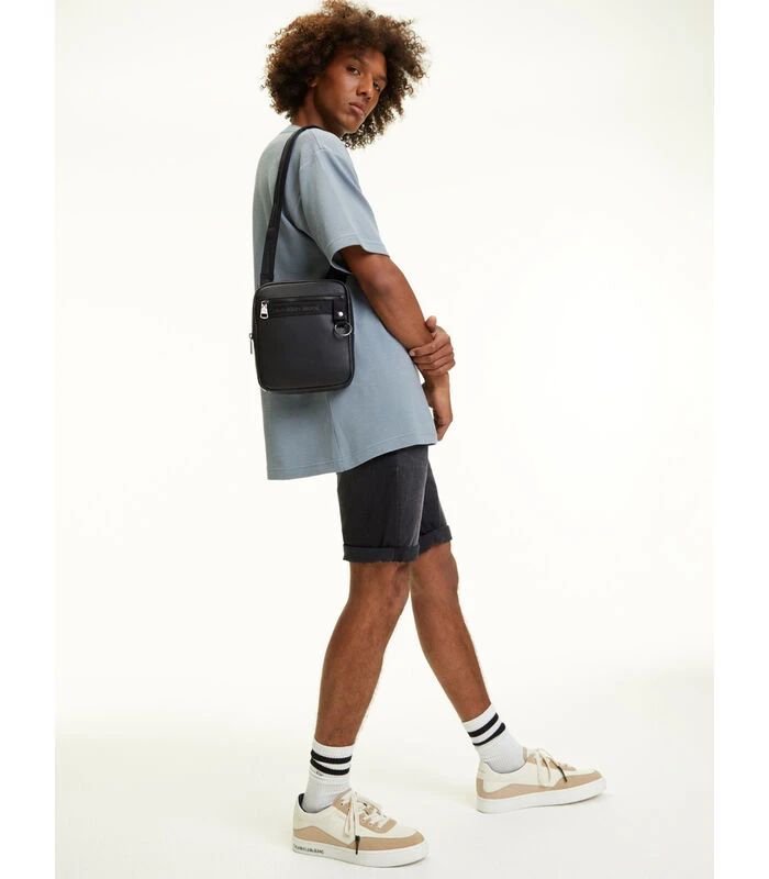 Calvin Klein Jeans Crossbodytas Zwart K50K510110BDS 2 Calvin Klein Jeans Crossbodytas Zwart K50K510110BDS - Afbeelding 2