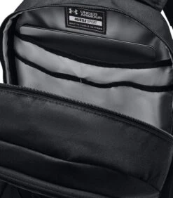 Under Armour Hustle Sportrugzak 7 Under Armour Hustle Sportrugzak -Hexagona winkel 7cfc01b1b2ad455ea23aa681e0fbf3aa