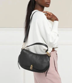 Coccinelle Handtas Zwart E1MQF180301001 7 Coccinelle Handtas Zwart E1MQF180301001 -Hexagona winkel 9918d28ef1904e209cd5697cb9bdf521