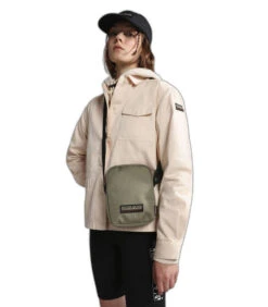 Napapijri Reistas Bering 3 7 Napapijri Reistas Bering 3 -Hexagona winkel 9f7a265b3e3544f5b3dec05defab3b45