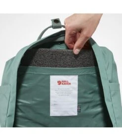 Fjallraven Kanken Rugzak Pink/long Stripes 8 Fjallraven Kanken Rugzak Pink/long Stripes -Hexagona winkel a7acd036771d4cadaf684bd3cc7cddf5