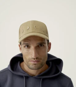 Born Living Yoga Pet Obi -Hexagona winkel bb4b0b073c6740edb548f266e62917bf