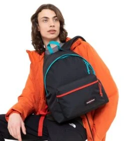 Eastpak Rugzak Out Of Office 8 Eastpak Rugzak Out Of Office -Hexagona winkel e9026f25f38147e8811ad5d55815b2a2