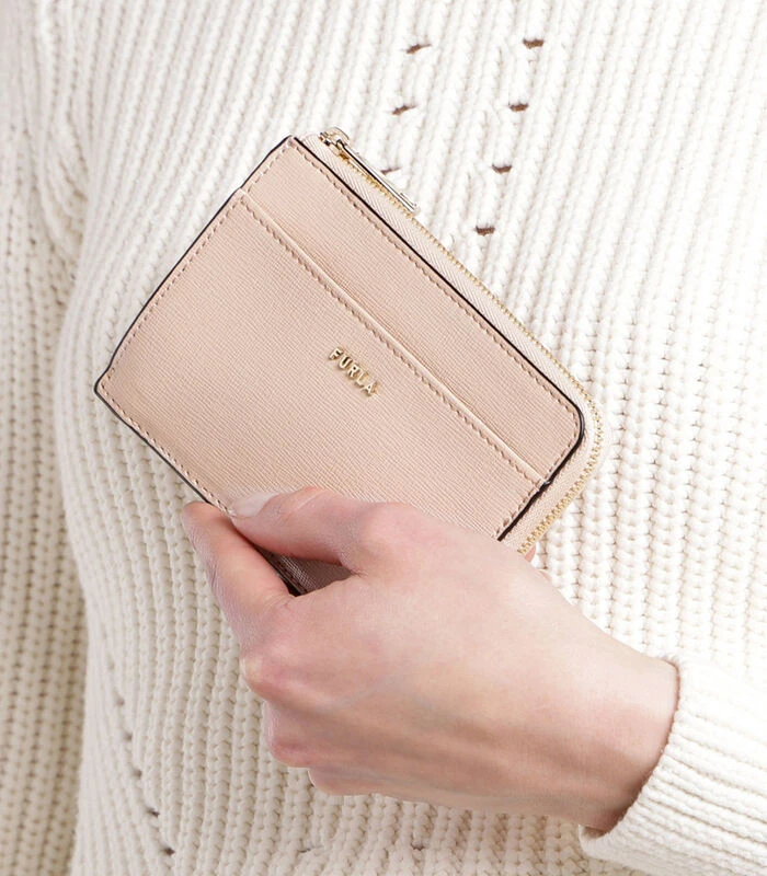 Furla Babylon Pasjeshouder Beige PCZ4UNOB30000B4L00 2 Furla Babylon Pasjeshouder Beige PCZ4UNOB30000B4L00 - Afbeelding 2